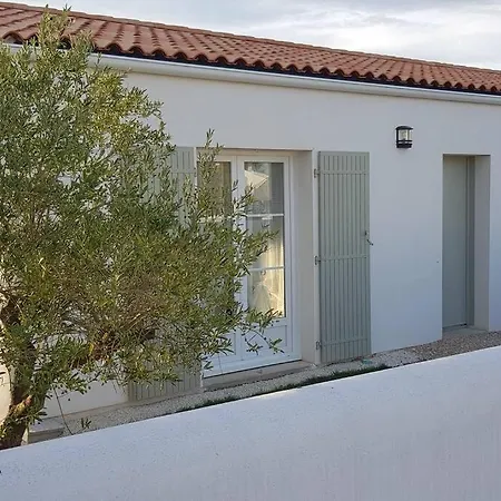 Maison Moderne A Saint-denis Holiday home *